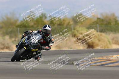 media/Nov-05-2022-SoCal Trackdays (Sat) [[f8d9b725ab]]/Turn 2 (1120am)/